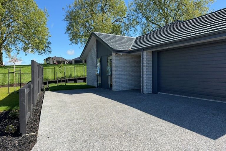 Photo of property in 8 Parkside Lane, Morrinsville, 3300