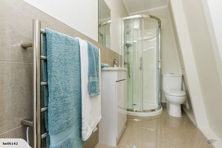 Photo of property in 8 Dakota Avenue, Beach Haven, Auckland, 0626