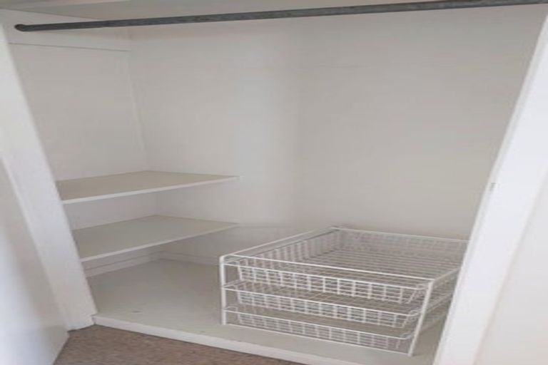 Photo of property in 12 Ruawai Road, Mount Wellington, Auckland, 1060