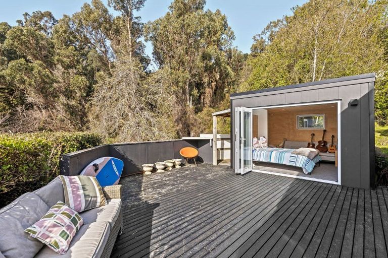 Photo of property in 12 Andersons Road, Charteris Bay, Governors Bay, 8971