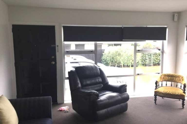 Photo of property in 2/74 Garreg Road, Bryndwr, Christchurch, 8052