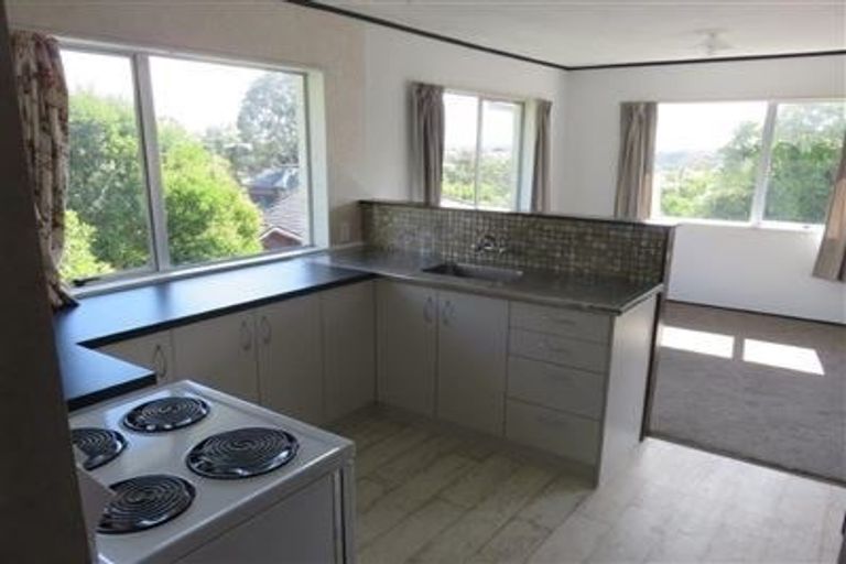 Photo of property in 2/139a Mokoia Road, Birkenhead, Auckland, 0626