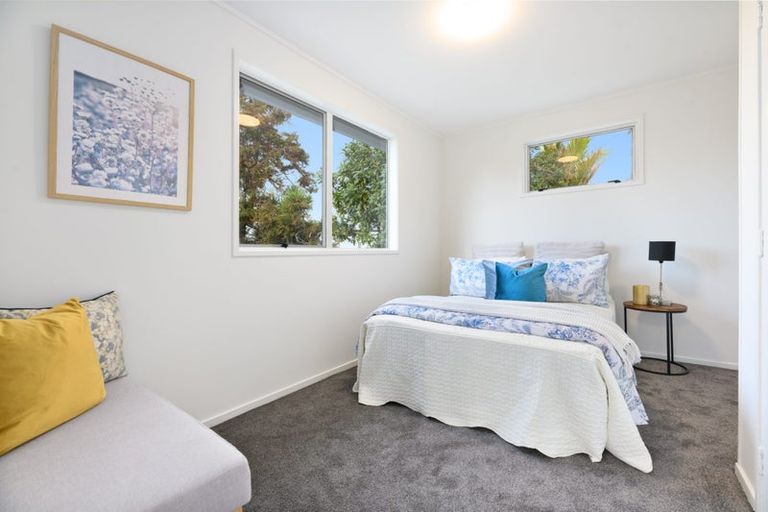 Photo of property in 31 Universal Drive, Henderson, Auckland, 0610