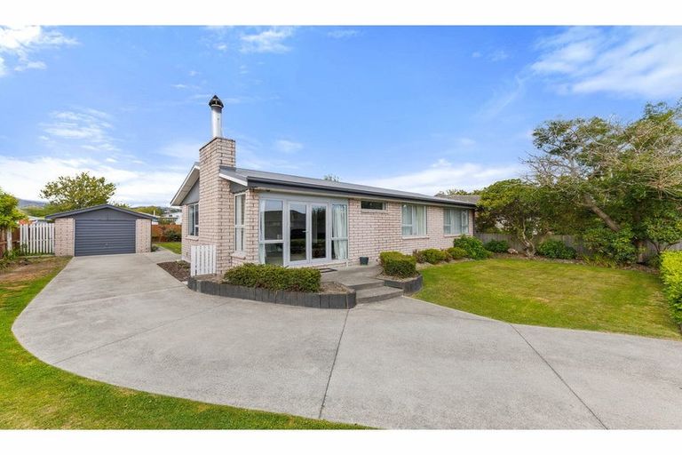 Photo of property in 4 Chevy Place, Hoon Hay, Christchurch, 8025