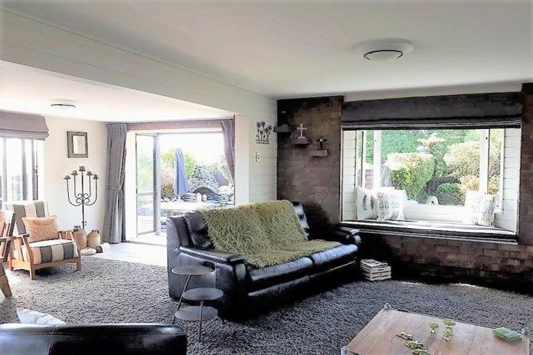 Photo of property in 112 Main South Road, Karoro, Greymouth, 7805