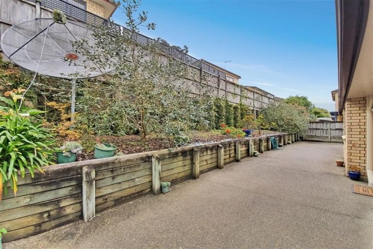 Photo of property in 126 Middlefield Drive, Flat Bush, Auckland, 2016