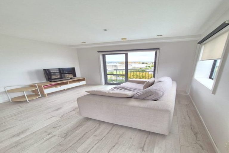 Photo of property in 3a/10 Crown Lynn Place, New Lynn, Auckland, 0600