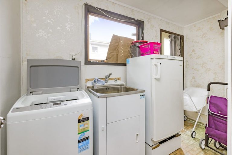 Photo of property in 1/49 Fernaig Street, Papakura, 2110