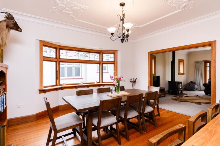 Photo of property in 24 Miro Street, Takaro, Palmerston North, 4410