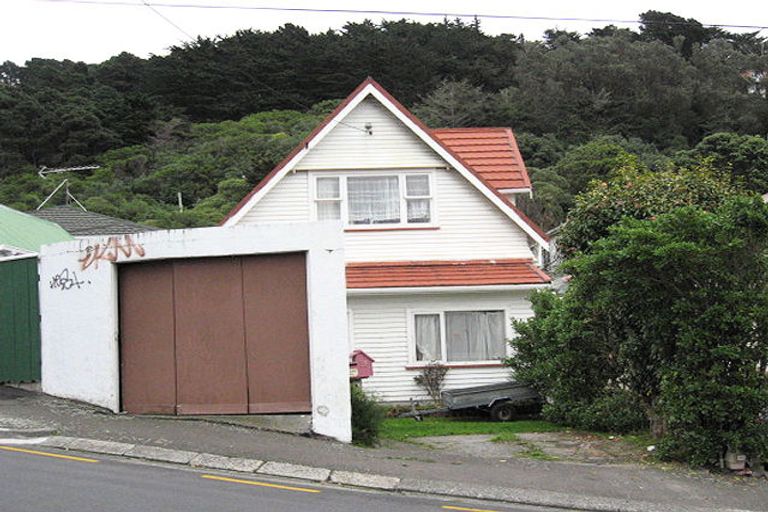 Photo of property in 28 Duncan Terrace, Kilbirnie, Wellington, 6022