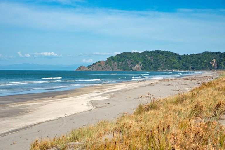 Photo of property in 16 Pacific Parade, Coastlands, Whakatane, 3120