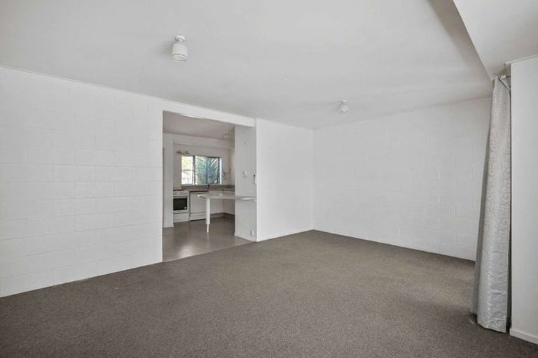 Photo of property in 412/2 Whitehead Road, Hastings, 4122