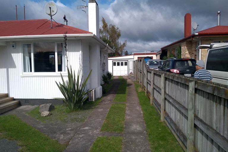 Photo of property in 34 Fairview Road, Western Heights, Rotorua, 3015