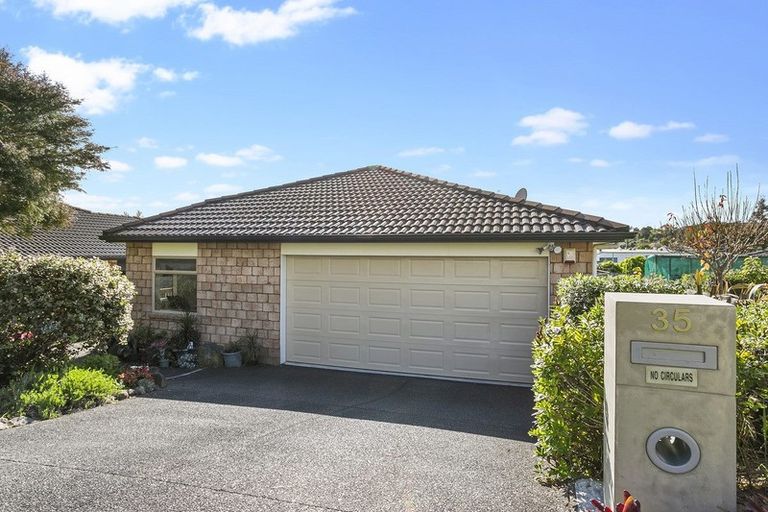 Photo of property in 35 Elan Place, Stanmore Bay, Whangaparaoa, 0932