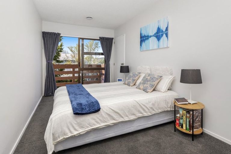 Photo of property in 19 Inglis Street, Phillipstown, Christchurch, 8011