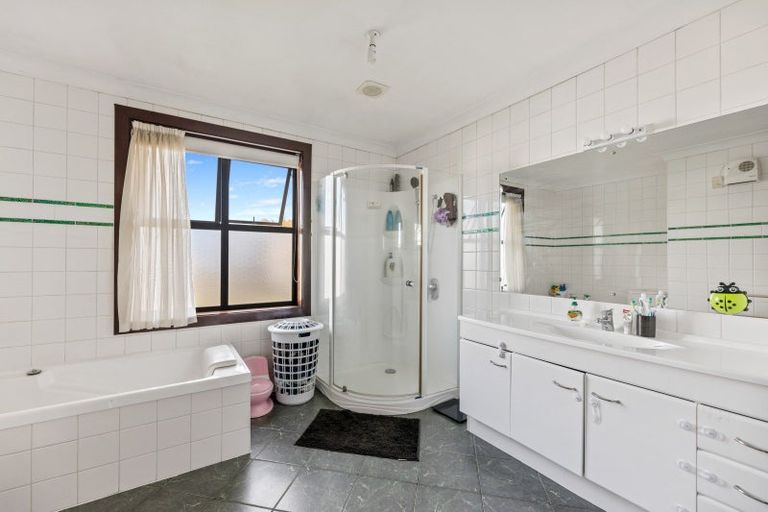 Photo of property in 6 Lomond Place, Mosgiel, 9024