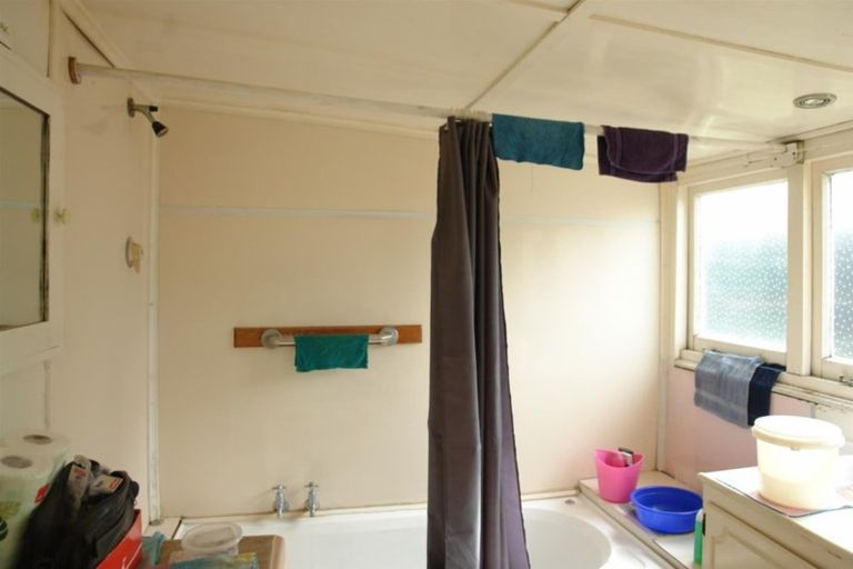 Photo of property in 12 Norfolk Street, Patea, 4520