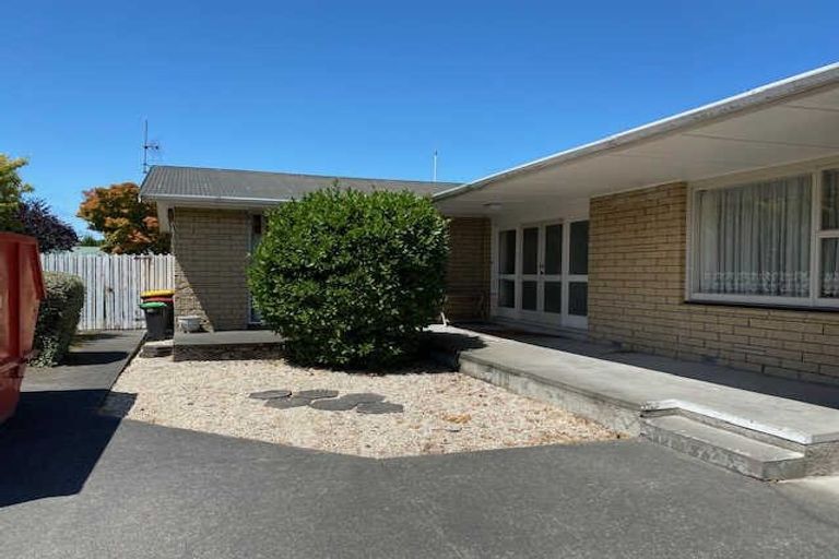 Photo of property in 318 Avonhead Road, Avonhead, Christchurch, 8042