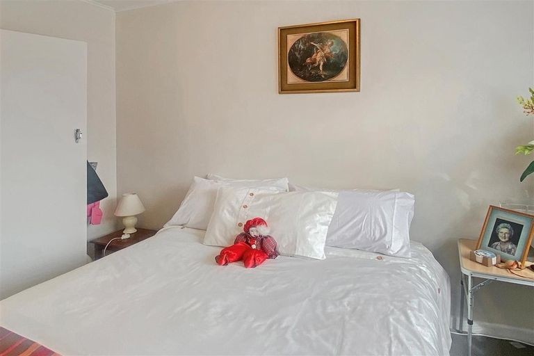 Photo of property in 35 Park Road, Western Heights, Rotorua, 3015