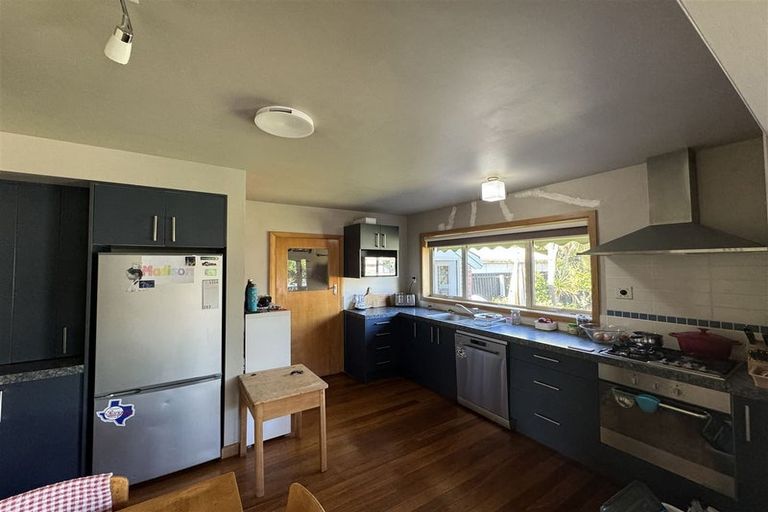 Photo of property in 15 Ethne Street, Mairehau, Christchurch, 8013