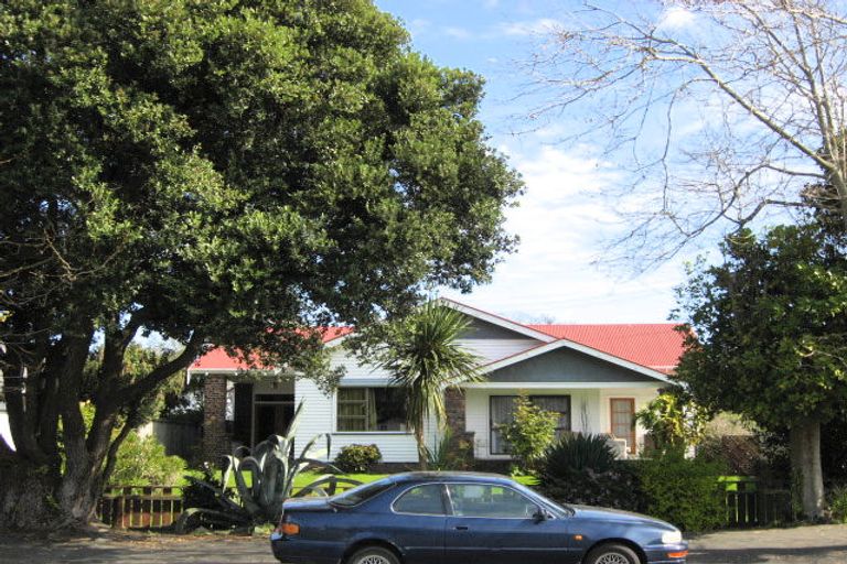 Photo of property in 15b Gonville Avenue, Gonville, Whanganui, 4501