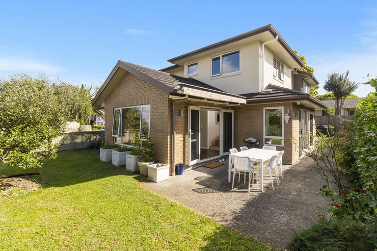 Photo of property in 17 Spinnaker Drive, Te Atatu Peninsula, Auckland, 0610