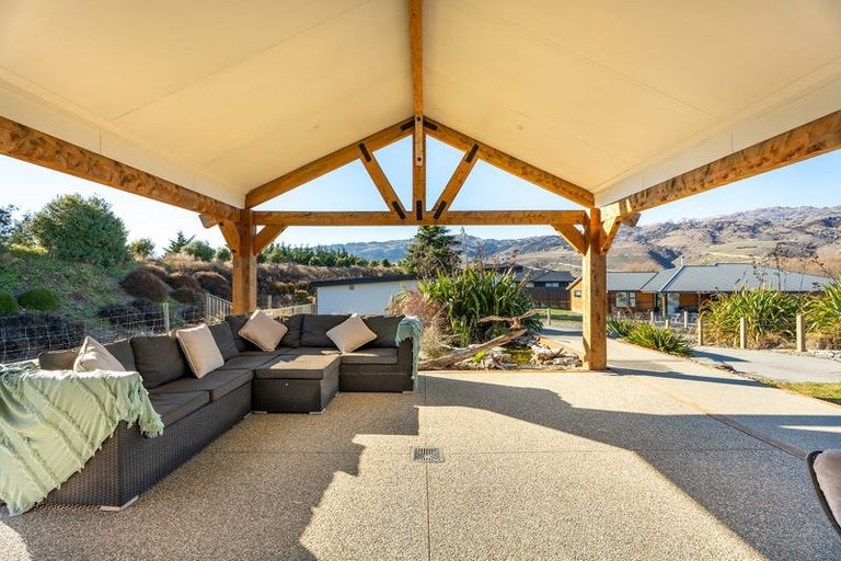 Photo of property in 9 Arion Court, Mount Pisa, Cromwell, 9383