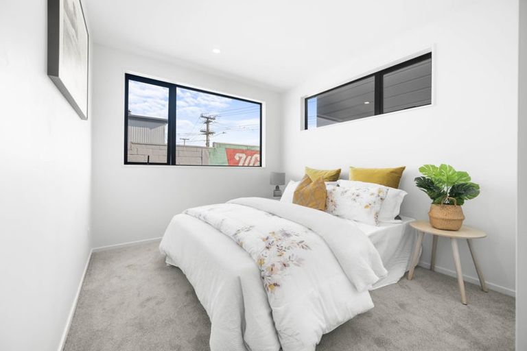 Photo of property in 108e Taikata Road, Te Atatu Peninsula, Auckland, 0610