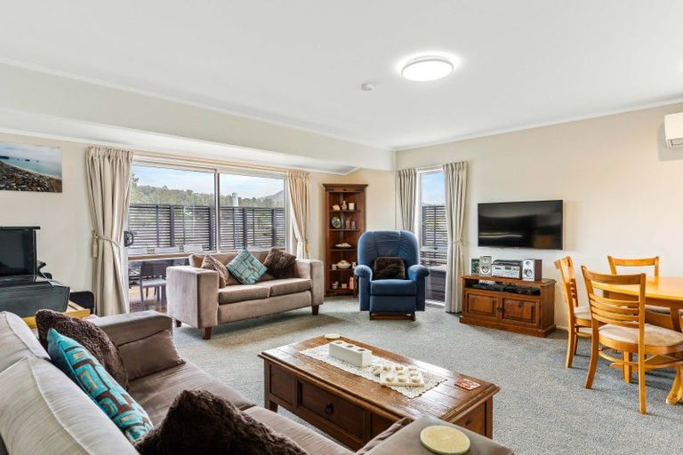 Photo of property in 105 Mckellar Place, Whangamata, 3620