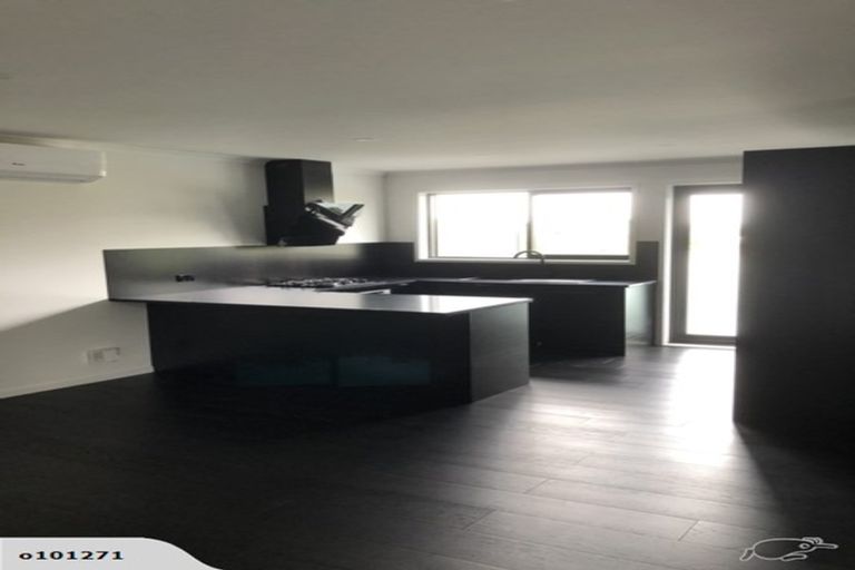 Photo of property in 3/4 Karaka Street, New Lynn, Auckland, 0600