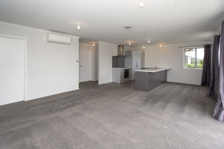 Photo of property in 8 Ragley Way, Rolleston, 7615