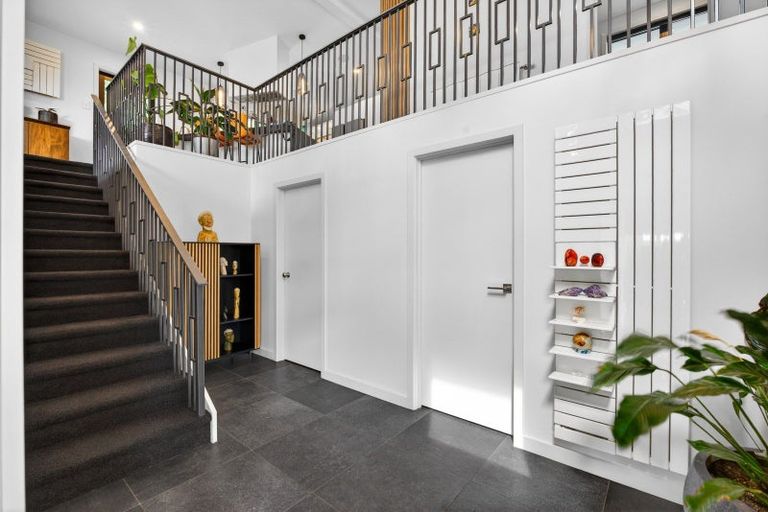 Photo of property in 15a Tainui Drive, Havelock North, 4130