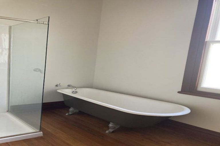 Photo of property in 74 Esplanade Road, Mount Eden, Auckland, 1024