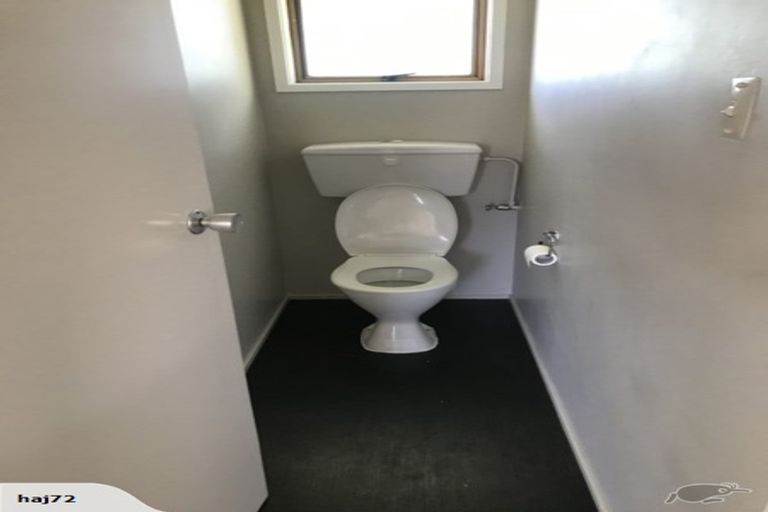 Photo of property in 18 Hicks Crescent, Waikanae Beach, Waikanae, 5036