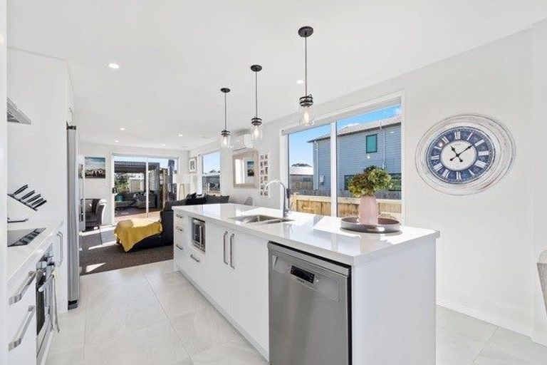 Photo of property in 30 Tawhiti Road, Pukekohe, 2120