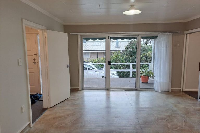 Photo of property in 36 Landsdowne Terrace, Cashmere, Christchurch, 8022