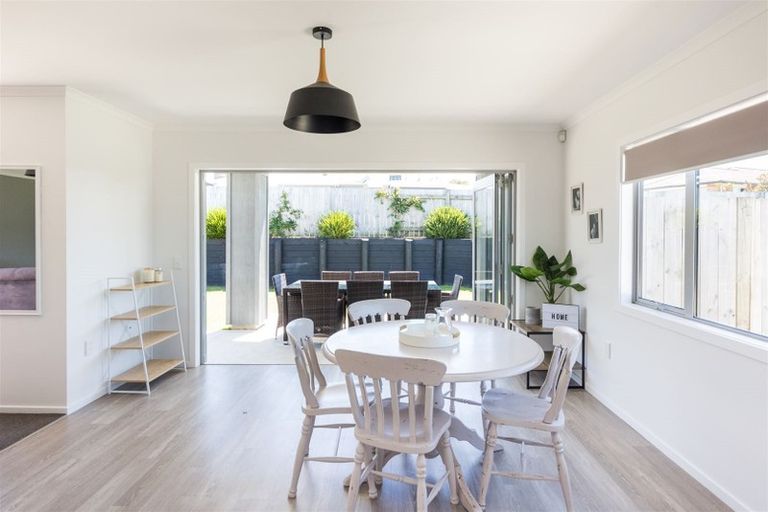 Photo of property in 9 Poplar Grove, Feilding, 4702