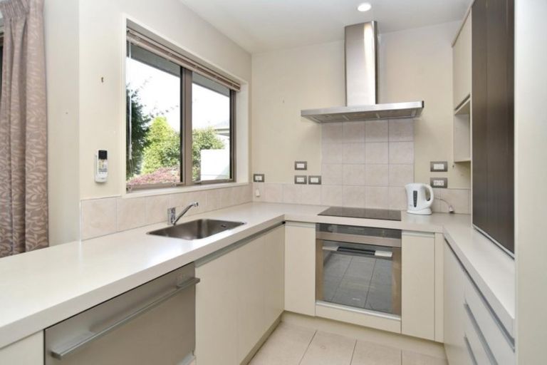 Photo of property in 38a Somerfield Street, Somerfield, Christchurch, 8024