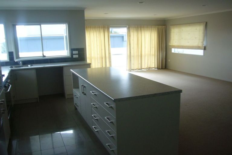 Photo of property in 233b Dickson Road, Papamoa Beach, Papamoa, 3118