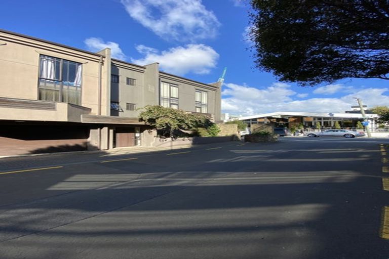 Photo of property in Mendosa Terraces Apartments, 31/9 Ebor Street, Te Aro, Wellington, 6011