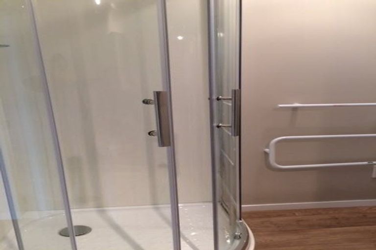 Photo of property in 11 Taioma Crescent, Te Atatu Peninsula, Auckland, 0610