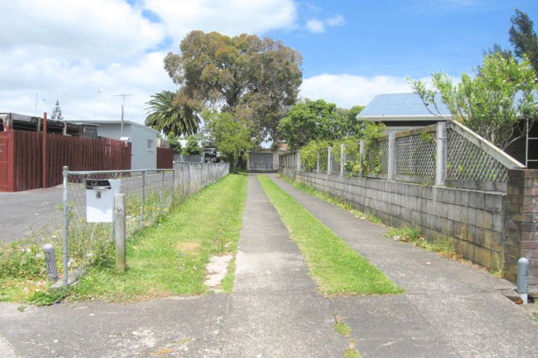 Photo of property in 4 Jupiter Street, Rosehill, Papakura, 2113