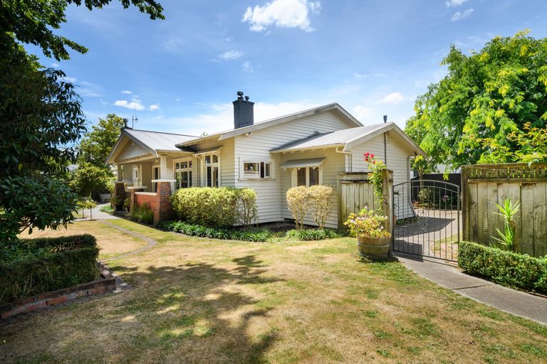 Photo of property in 3 Langston Avenue, Palmerston North, 4414