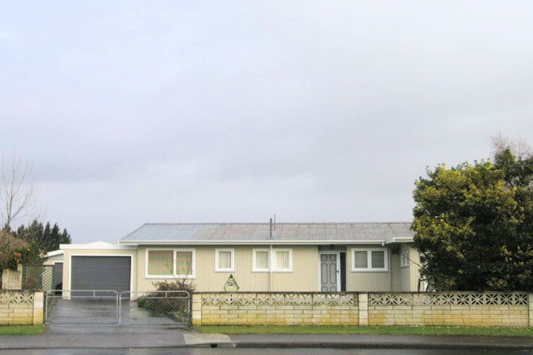 Photo of property in 832 Huia Street, Camberley, Hastings, 4120