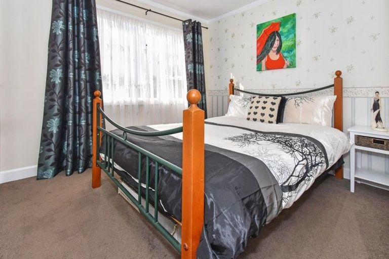 Photo of property in 108 Torkar Road, Clarks Beach, 2122