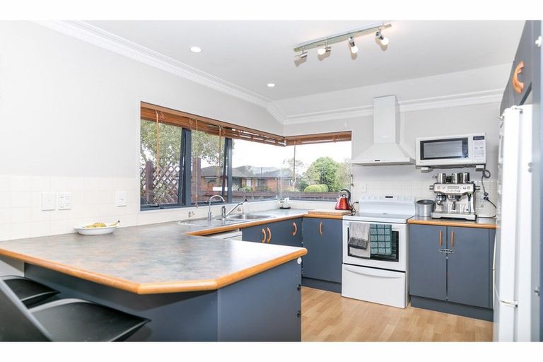 Photo of property in 26 Diomede Glade, Flagstaff, Hamilton, 3210