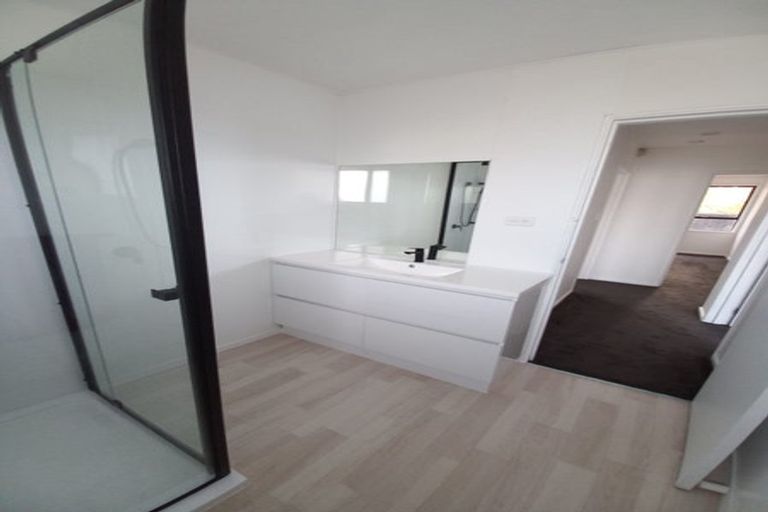 Photo of property in 1/90 Bayswater Crescent, Bromley, Christchurch, 8062