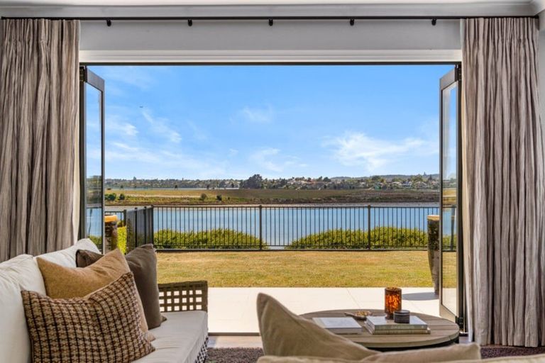 Photo of property in 57 Milano Boulevard, Karaka, Papakura, 2113