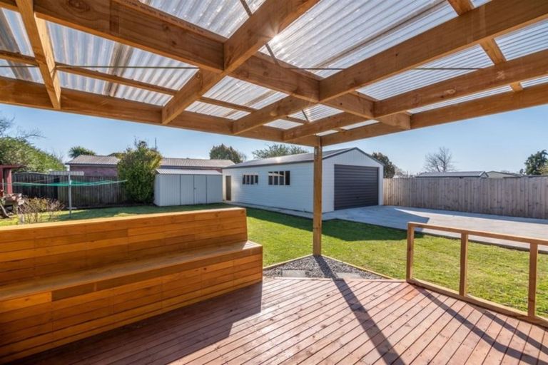 Photo of property in 30 Dickson Crescent, Hornby, Christchurch, 8042
