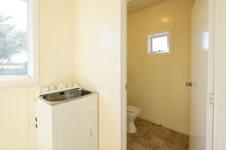 Photo of property in 35 Mawhitiwhiti Road, Normanby, Hawera, 4614